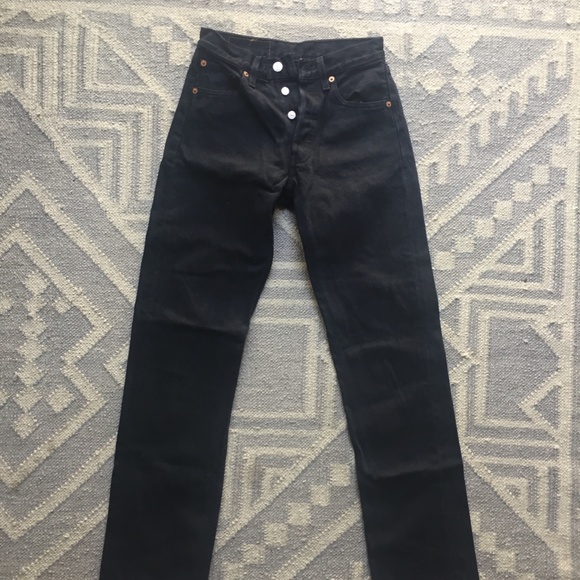 levis 501 iconic black